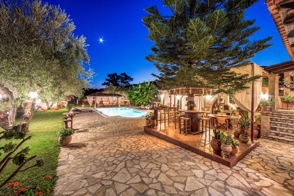 Elea Villa *